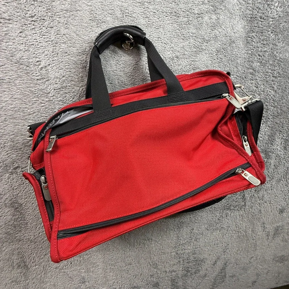 Victorinox Swiss Army Duffel Carry On Bag Red Ballistic Canvas Crossbody Bag